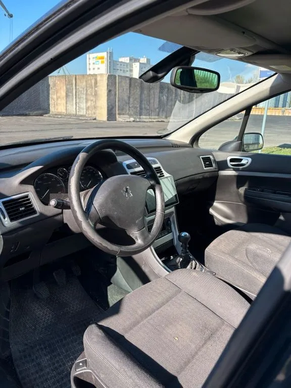 Peugeot 307