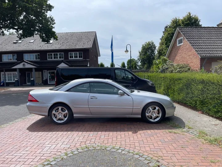 Mercedes-Benz CL 600