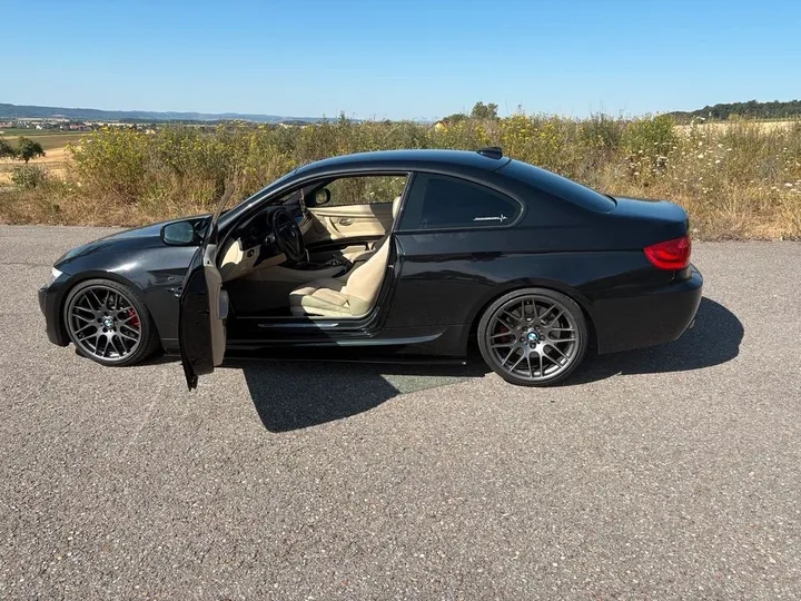 BMW 325