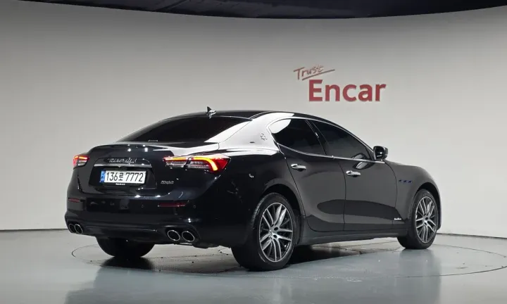 Maserati Ghibli