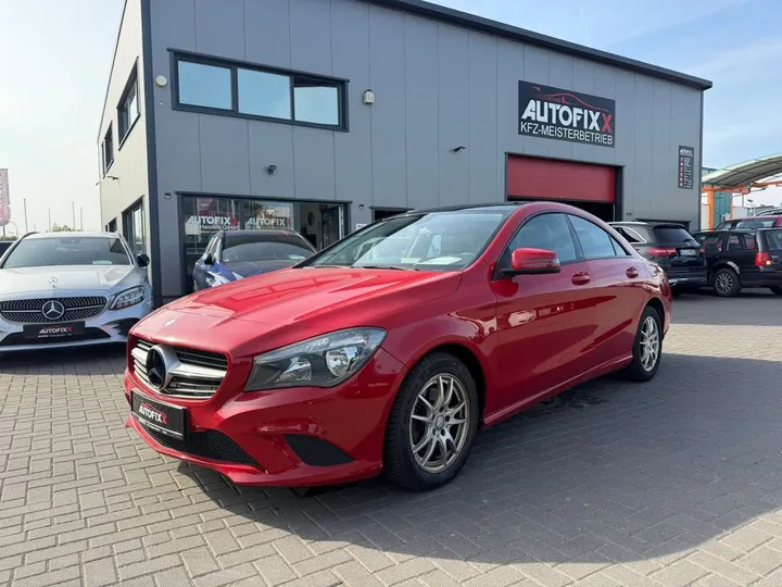 Mercedes-Benz CLA 200