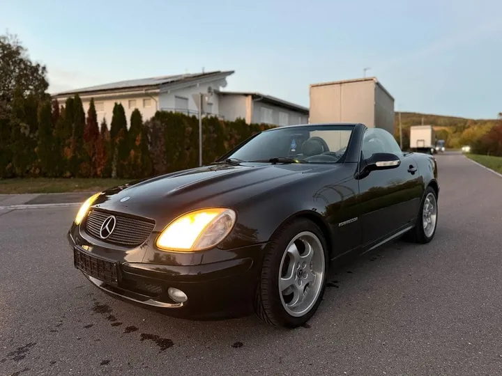 Mercedes-Benz SLK 200