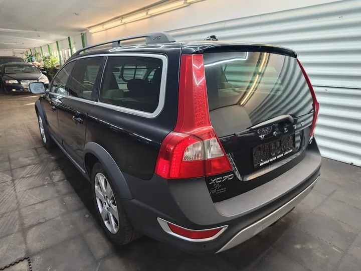 Volvo XC70