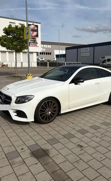 Mercedes-Benz 300