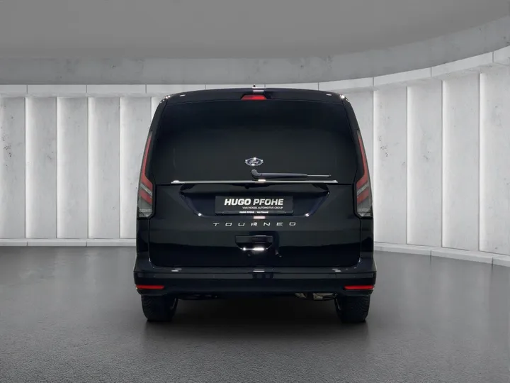 Ford Grand Tourneo