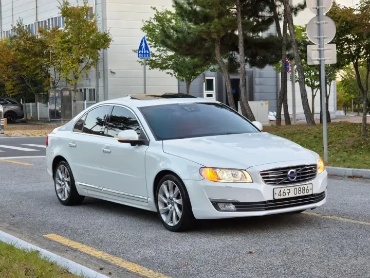Volvo S80