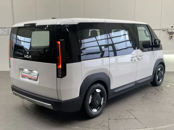 Kia PV5