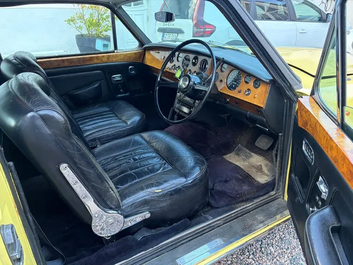 Rolls-Royce Corniche