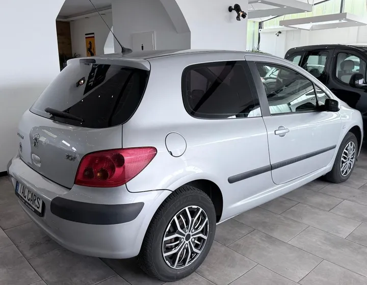 Peugeot 307