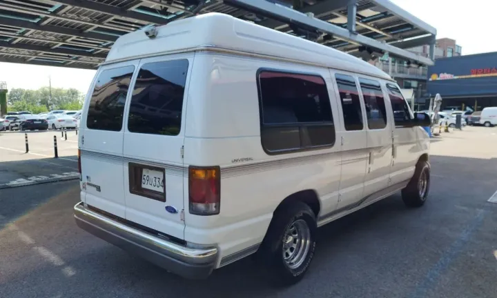 Ford Econoline