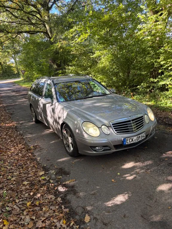 Mercedes-Benz 320