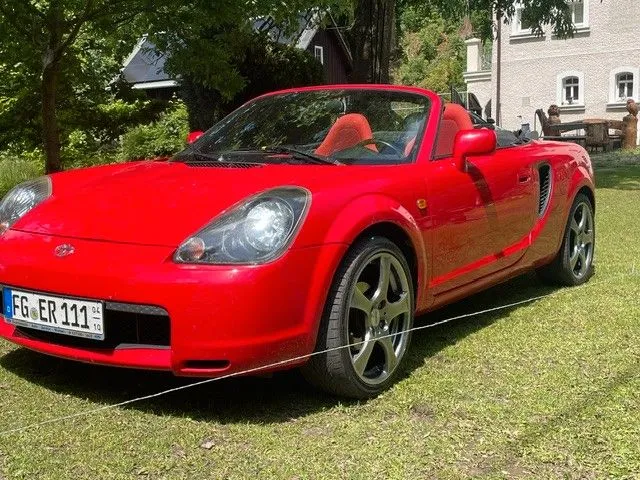 Toyota MR 2