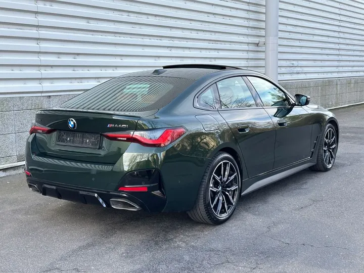 BMW M440