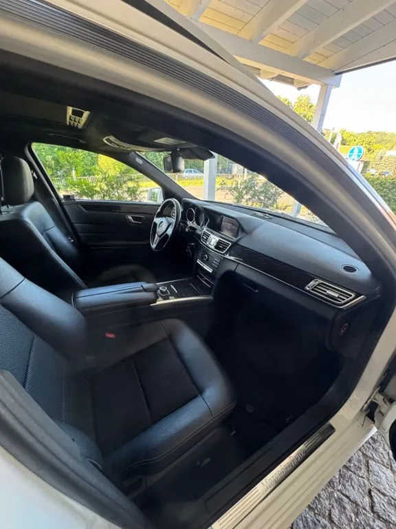 Mercedes-Benz E 350