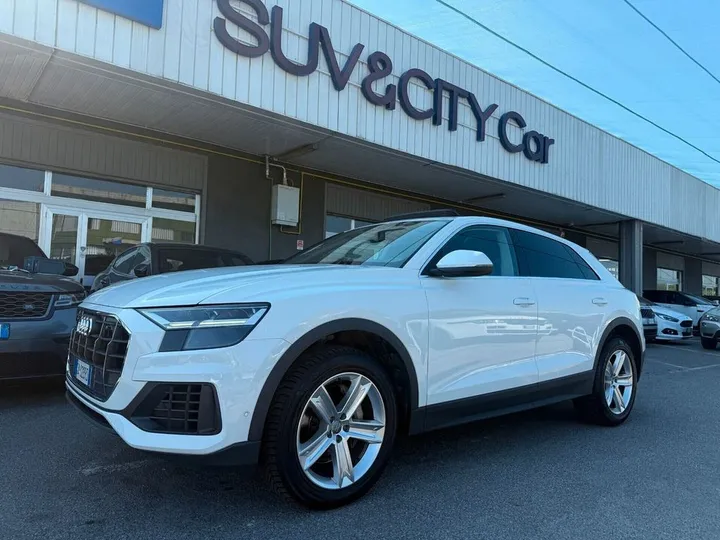 Audi Q8