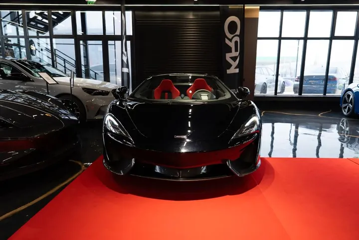 McLaren 570S