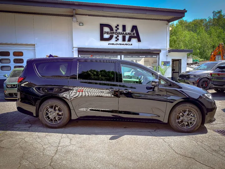Chrysler Pacifica