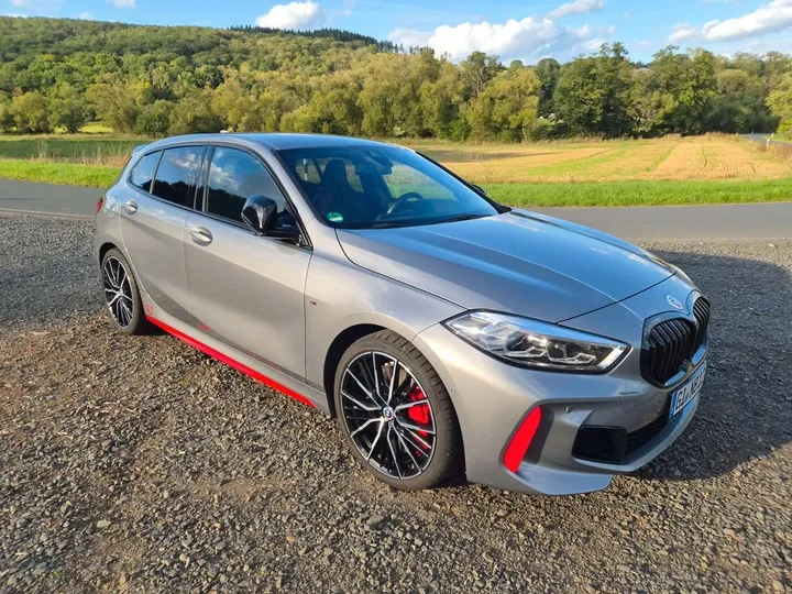 BMW 128