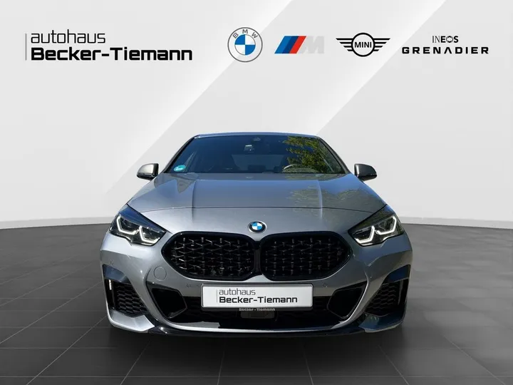 BMW M235