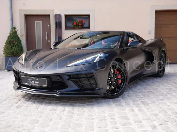 Corvette C8