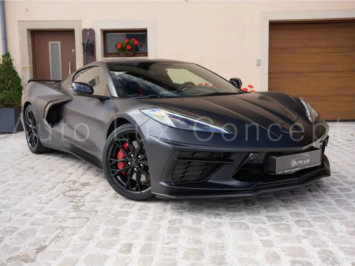 Corvette C8