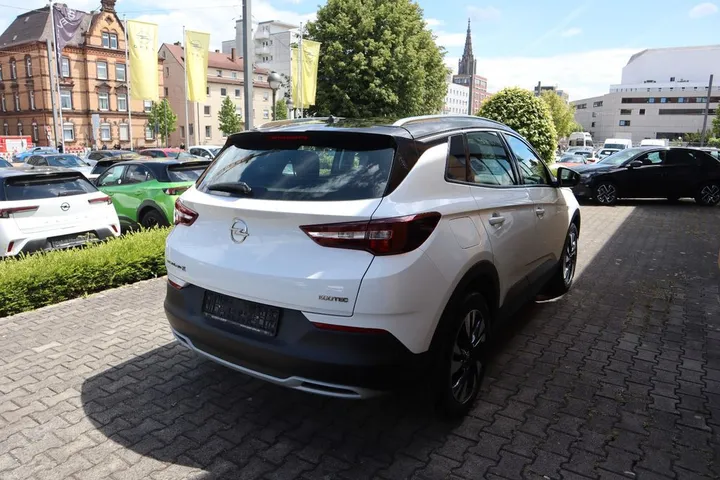 Opel Grandland (X)
