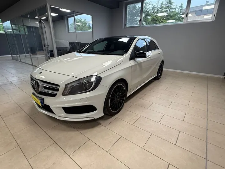 Mercedes-Benz A 200