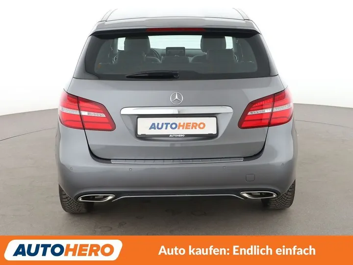 Mercedes-Benz B 200