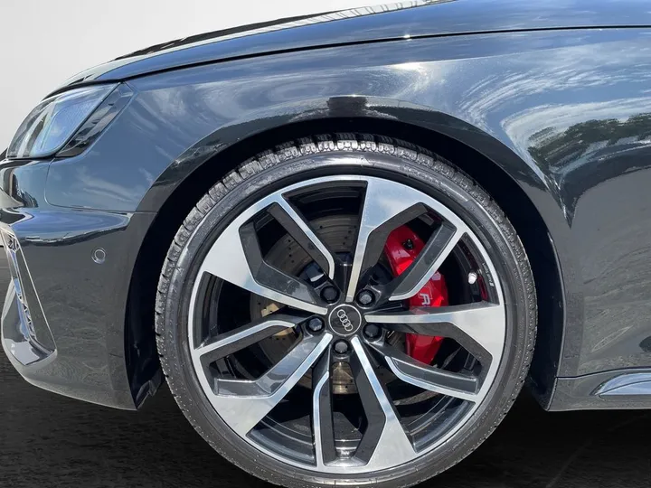 Audi RS4