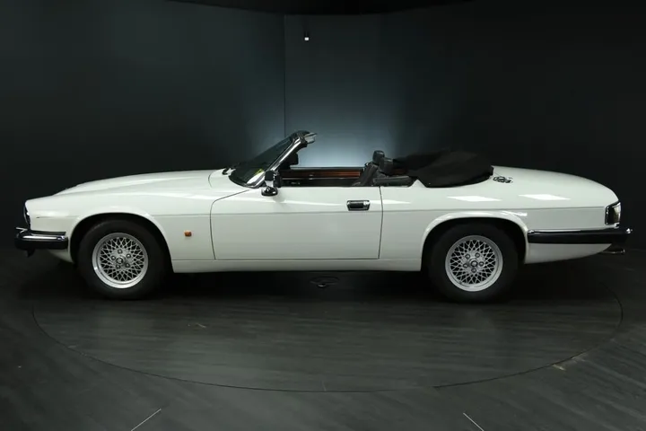 Jaguar XJSC