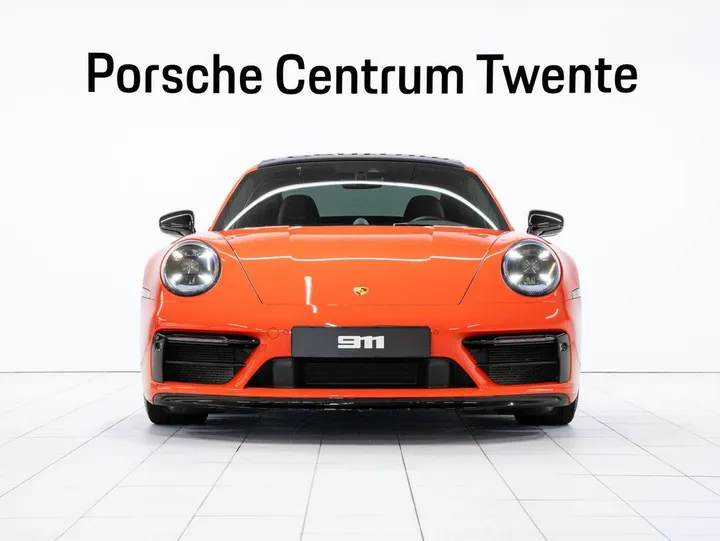 Porsche 992