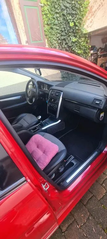 Mercedes-Benz B 150