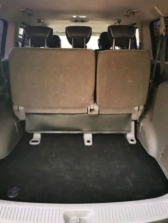 Hyundai H-1 Starex