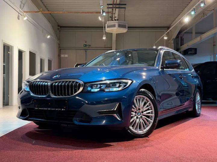 BMW 320