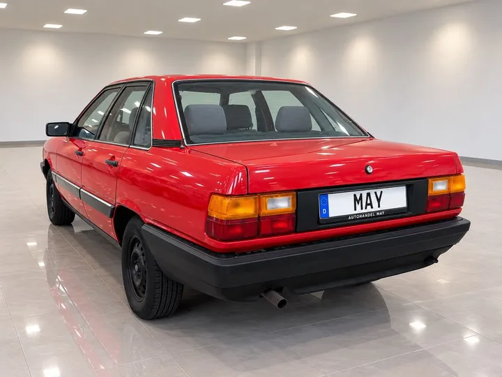 Audi 100