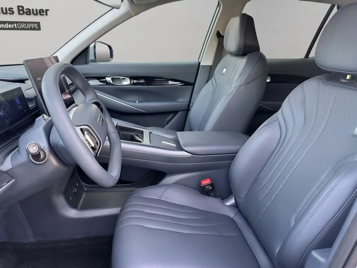 Geely E5