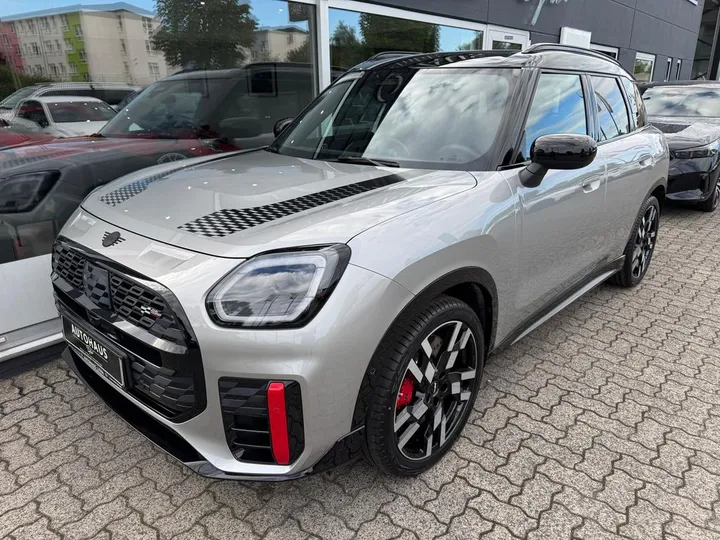 MINI John Cooper Works Countryman