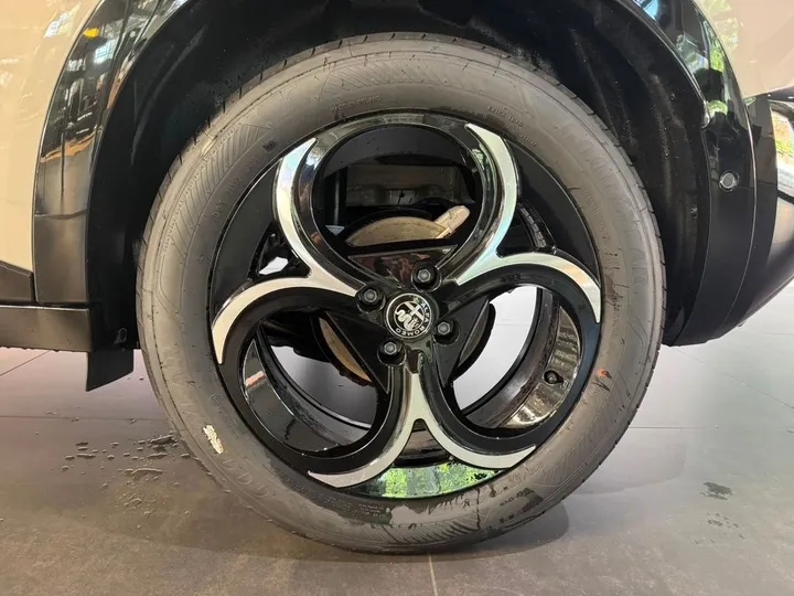 Alfa Romeo Junior