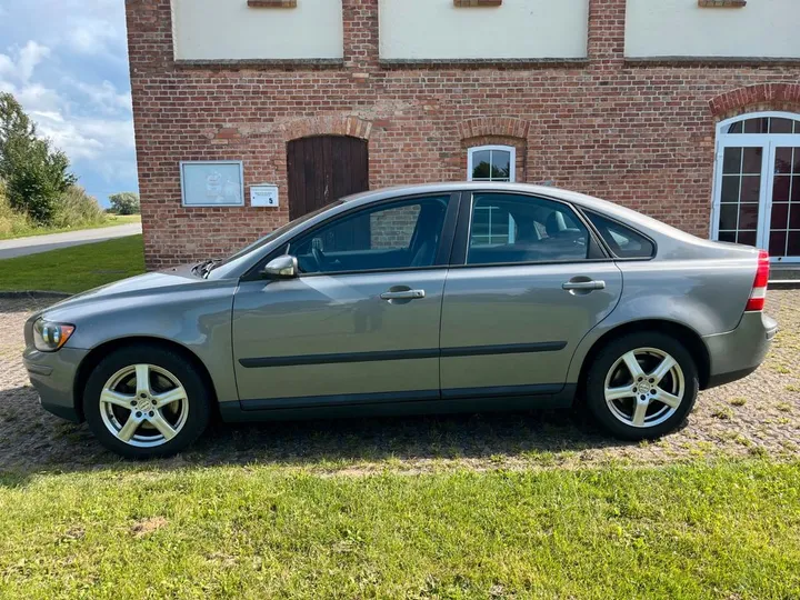 Volvo S40