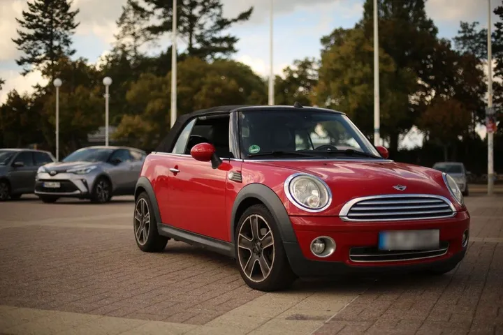 MINI Cooper Cabrio