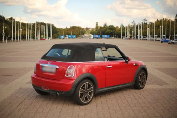 MINI Cooper Cabrio