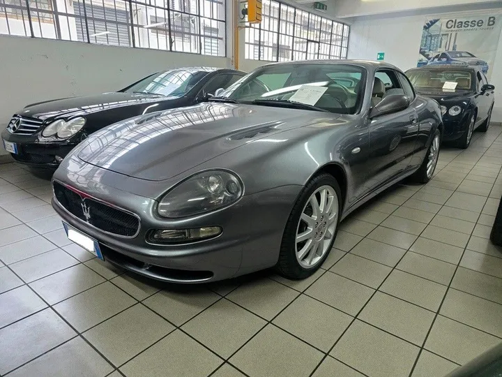 Maserati 3200