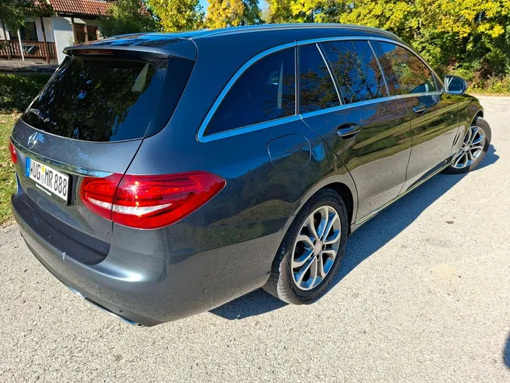 Mercedes-Benz C 180