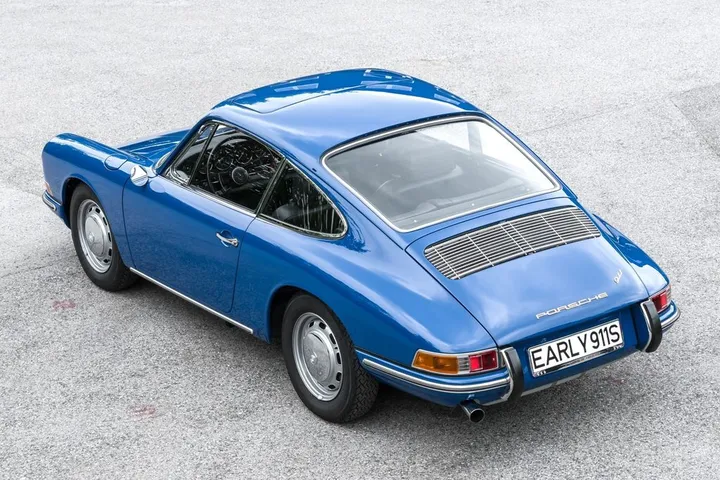 Porsche 911