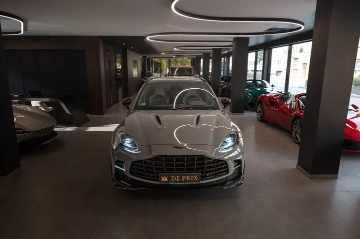 Aston Martin DBX