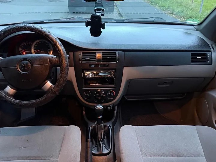 Daewoo Nubira