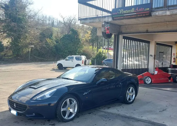 Ferrari California