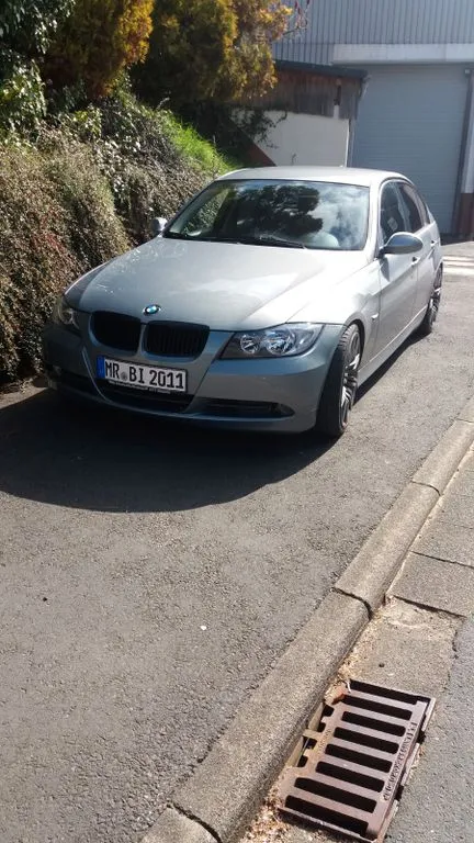 BMW 325