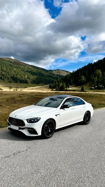 Mercedes-Benz E 63 AMG