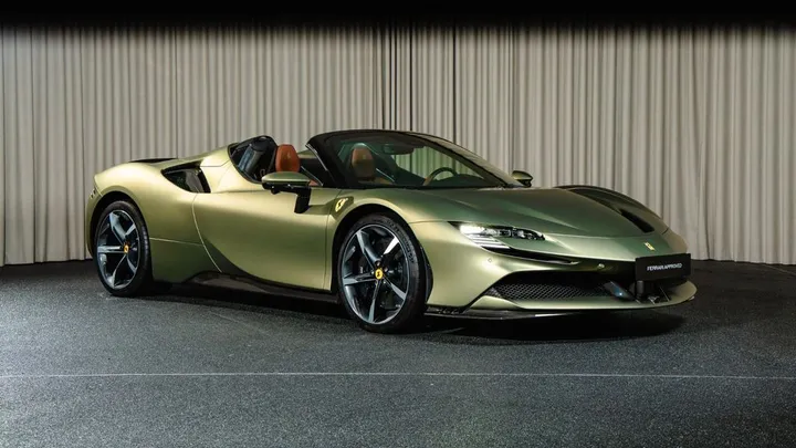 Ferrari SF90